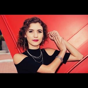 Meet your Posher, Natalie